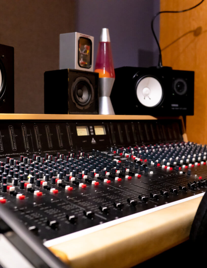 Trident Analogue Console