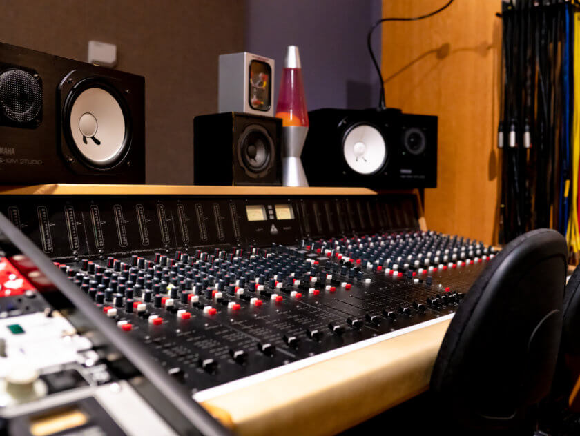 Trident Analogue Console